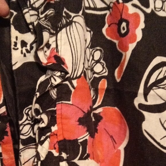 Kim Rogers Black and Red Floral Blazer - Picture 5 of 12